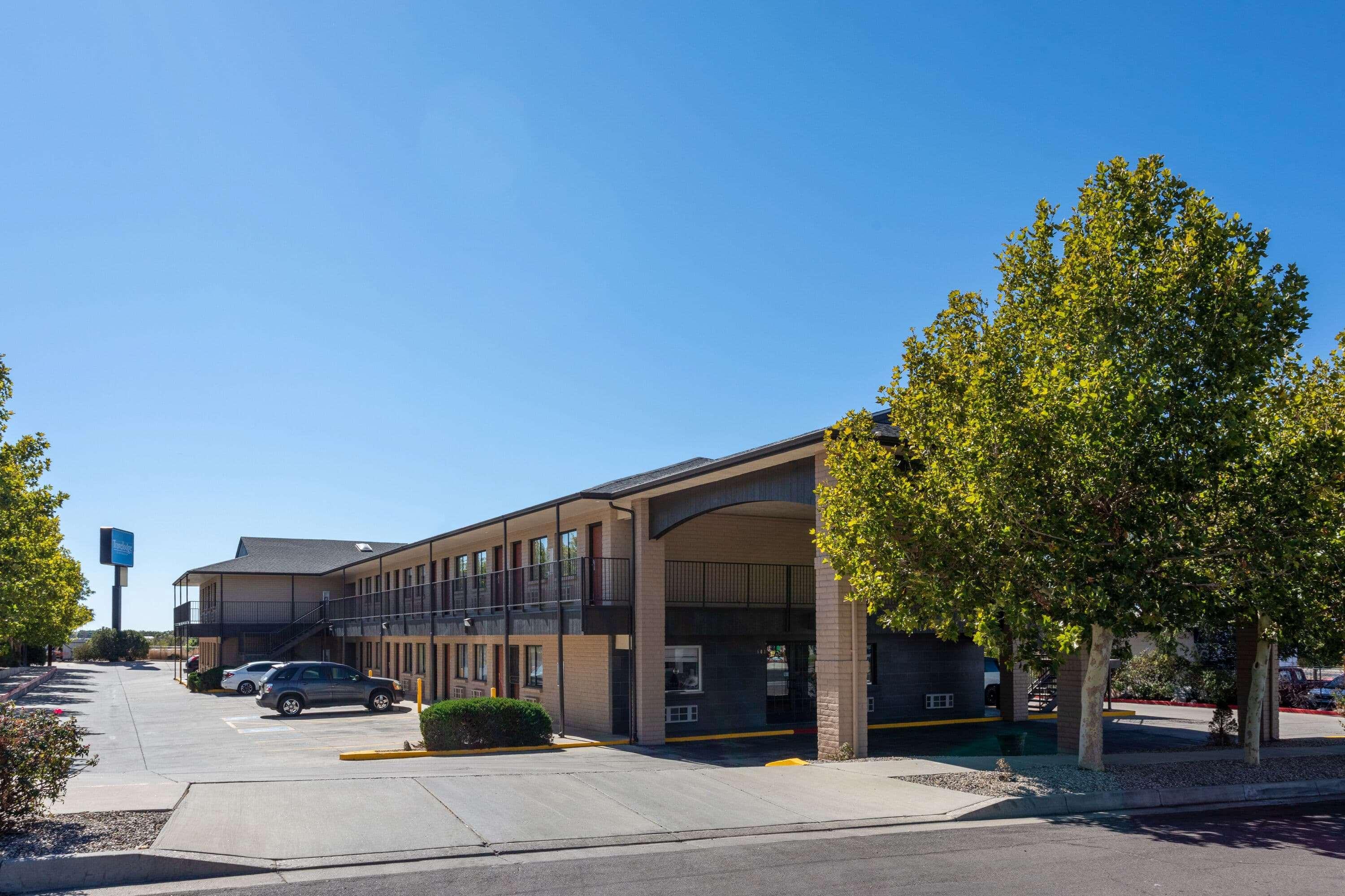 Travelodge By Wyndham Albuquerque East Exterior foto